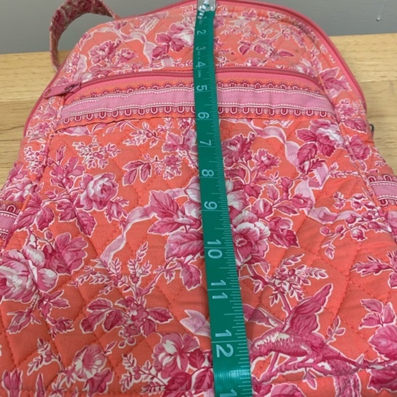 Vera Bradly backpack - Picture 4 of 8